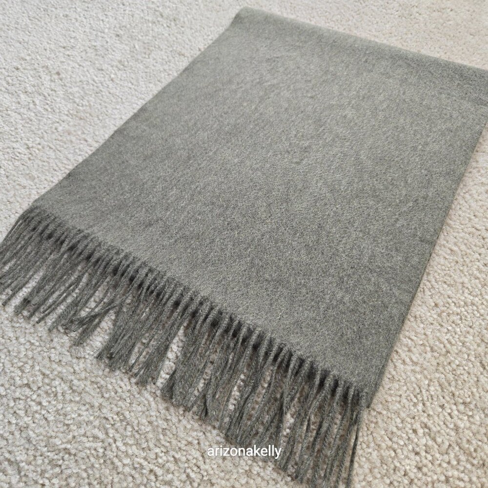 NWOT Cashmere Scarf Olive Green - Picture 11 of 14